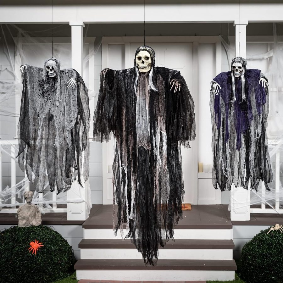 Grim reaper Halloween yard decoration